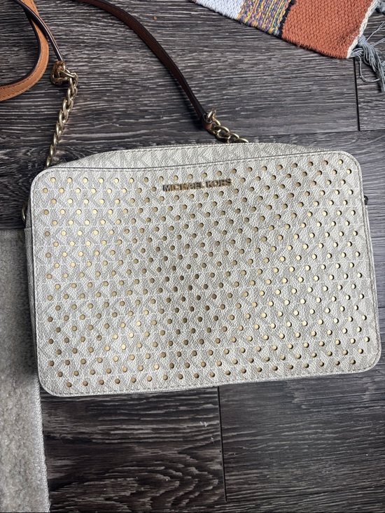 Michael Kors Handbags - Michael Kors Beige and Gold Logo Interior Wristlet